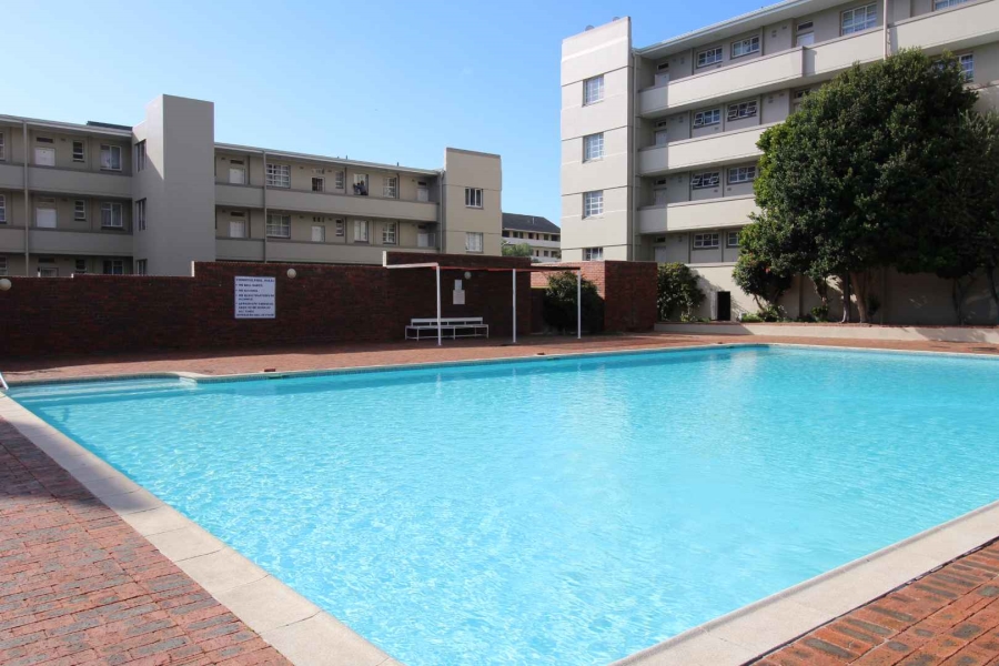 To Let 2 Bedroom Property for Rent in Zonnebloem Western Cape